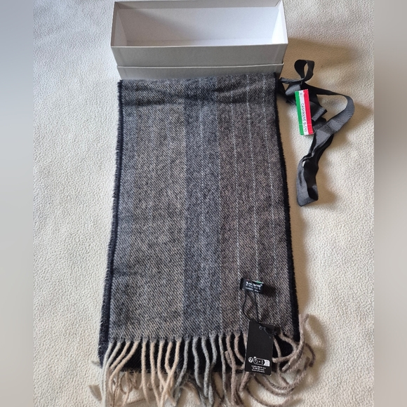 IL MORO FIRENZE  Made in Italy Cashmere Blend Mens Scarf NWT in BOX - Picture 3 of 9